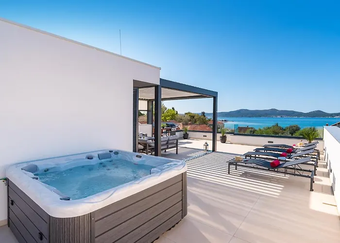 Penthouse Liv Apartamento Sukošan