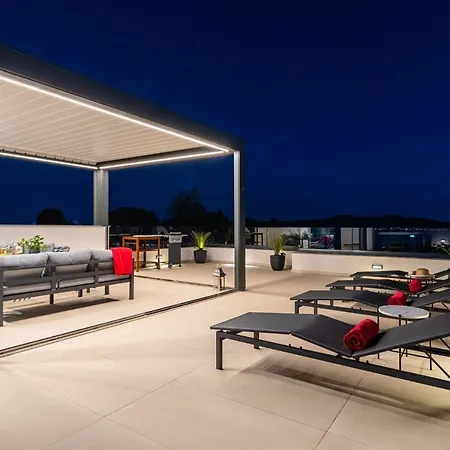 Апартаменты Penthouse Liv