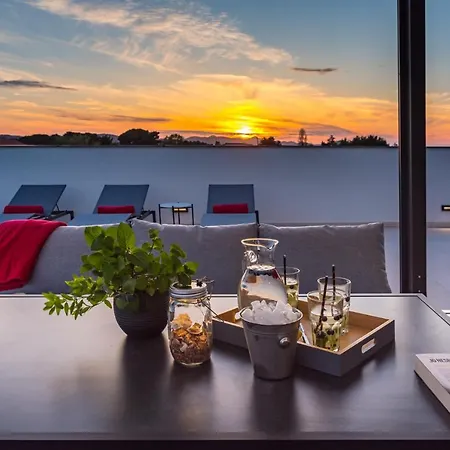 Penthouse Liv * Сукошан