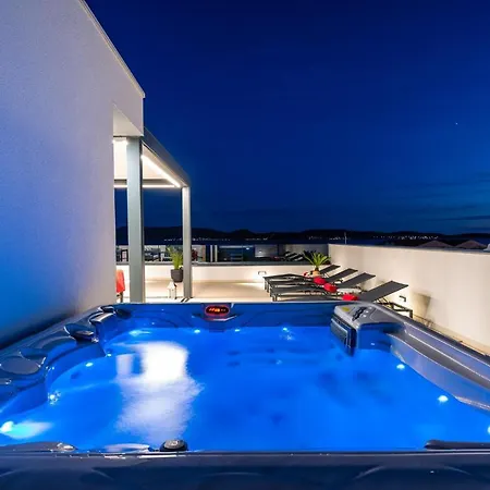 Апартаменты Penthouse Liv *