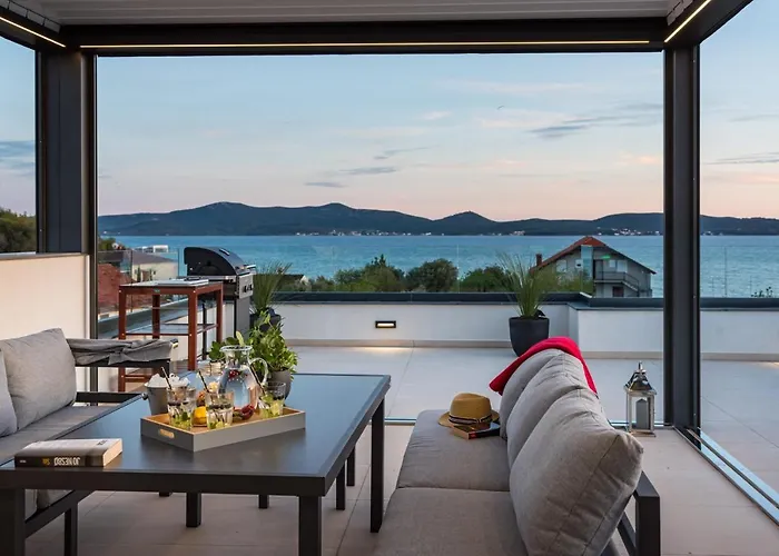 Penthouse Liv * Сукошан